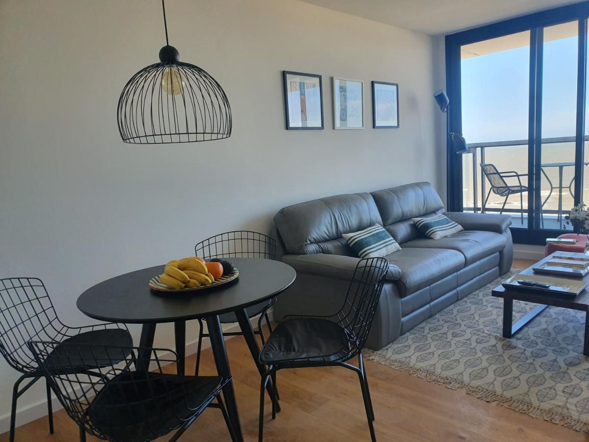 Modern Apartment First Line Beach Montevideo Uy Exterior photo