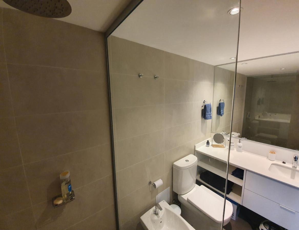 Modern Apartment First Line Beach Montevideo Uy Exterior photo