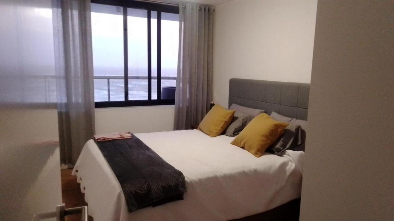 Modern Apartment First Line Beach Montevideo Uy Exterior photo